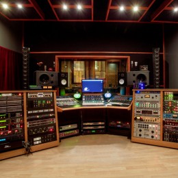 Control Room 4