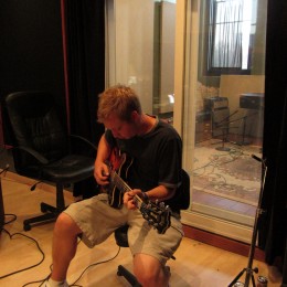 Jon Gtr 2